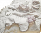 Ръчно изработен комплект за изписване на бебе с бяла дантела