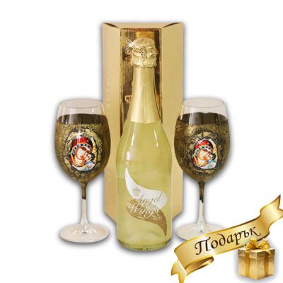 Подарък за кръстник / Подаръчен сет златно шампанско с чаши Богородица